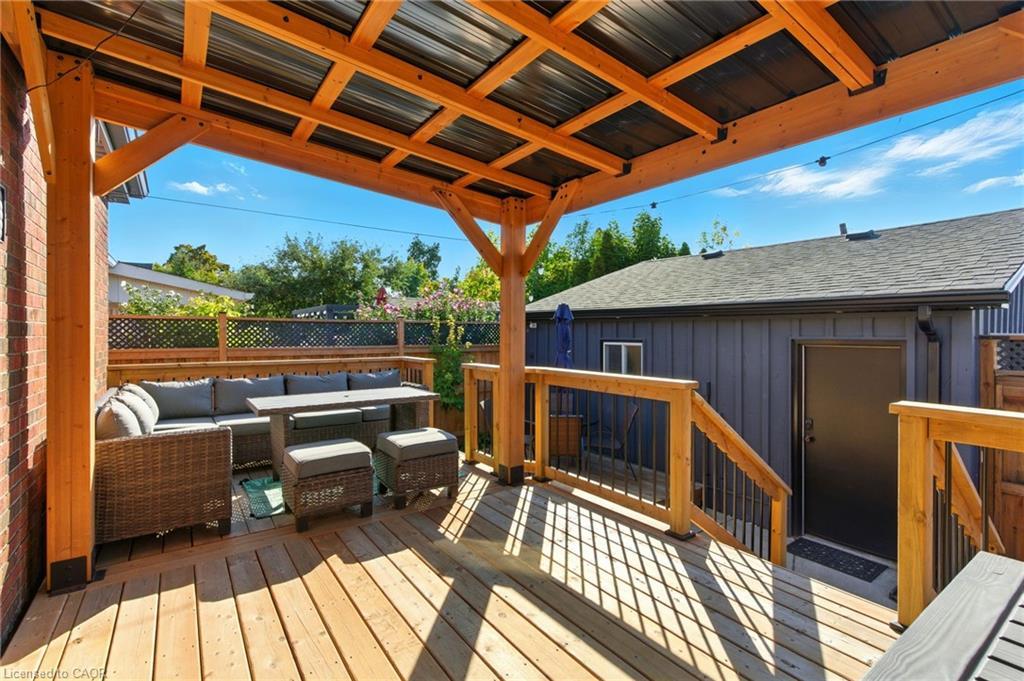 201 Fairfield Avenue, Hamilton, ON - Outdoor With Deck Patio Veranda With Exterior