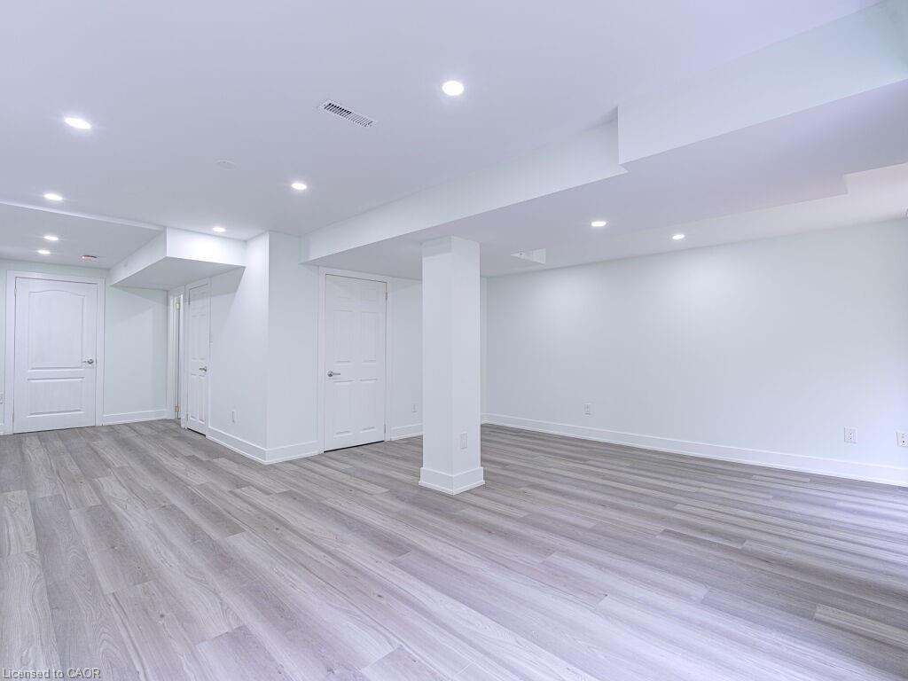 373 Ravineview Way, Oakville, ON - Indoor Photo Showing Other Room