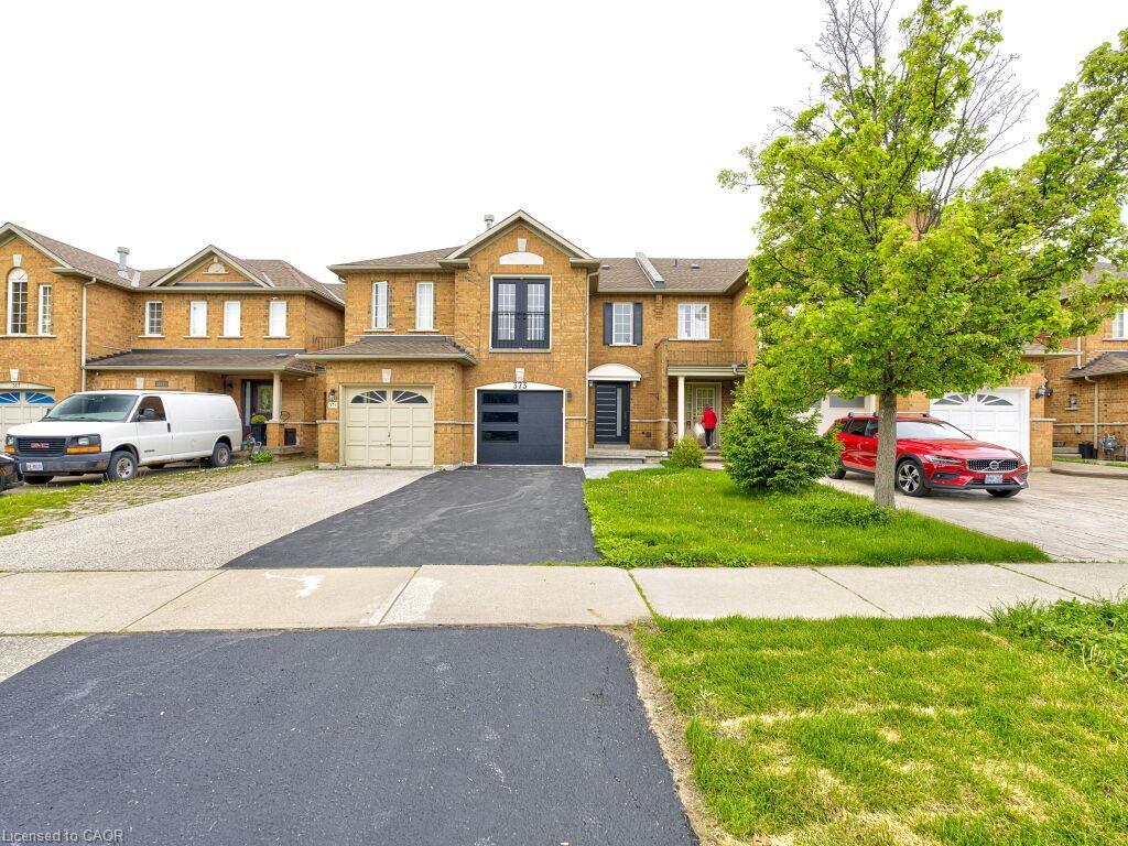 373 Ravineview Way, Oakville, ON - Outdoor With Facade
