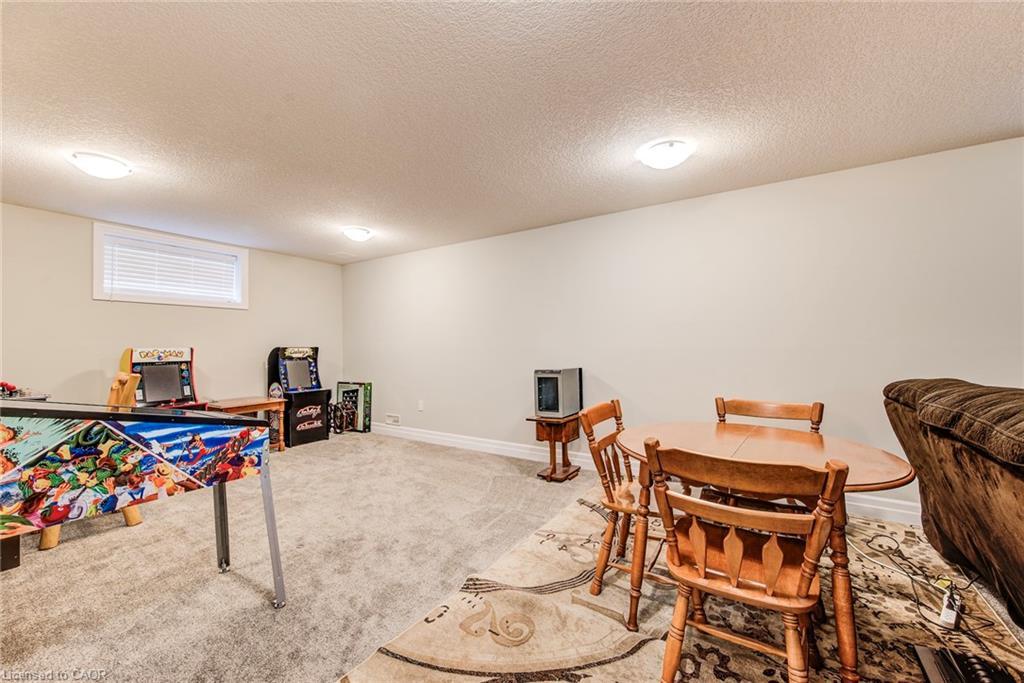 8-575 Albert Avenue N, Listowel, ON - Indoor Photo Showing Other Room