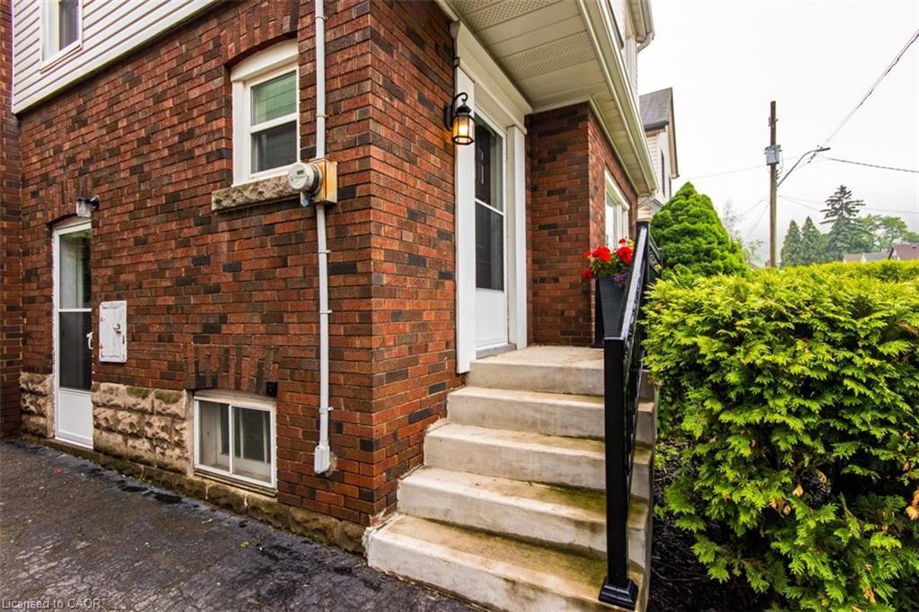 19 Gilmour Place, Hamilton, ON - Outdoor