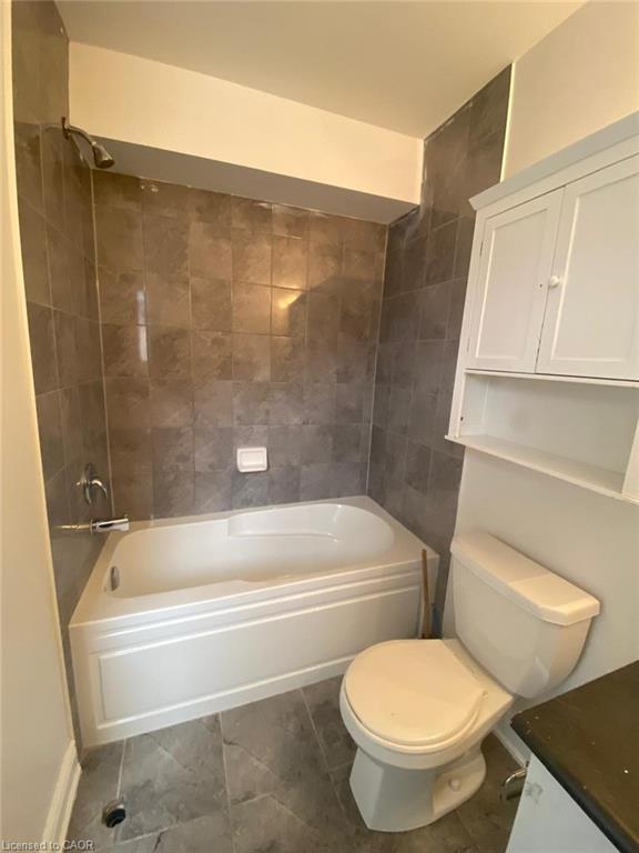 44-200 Veterans Drive, Brampton, ON - Indoor Photo Showing Bathroom