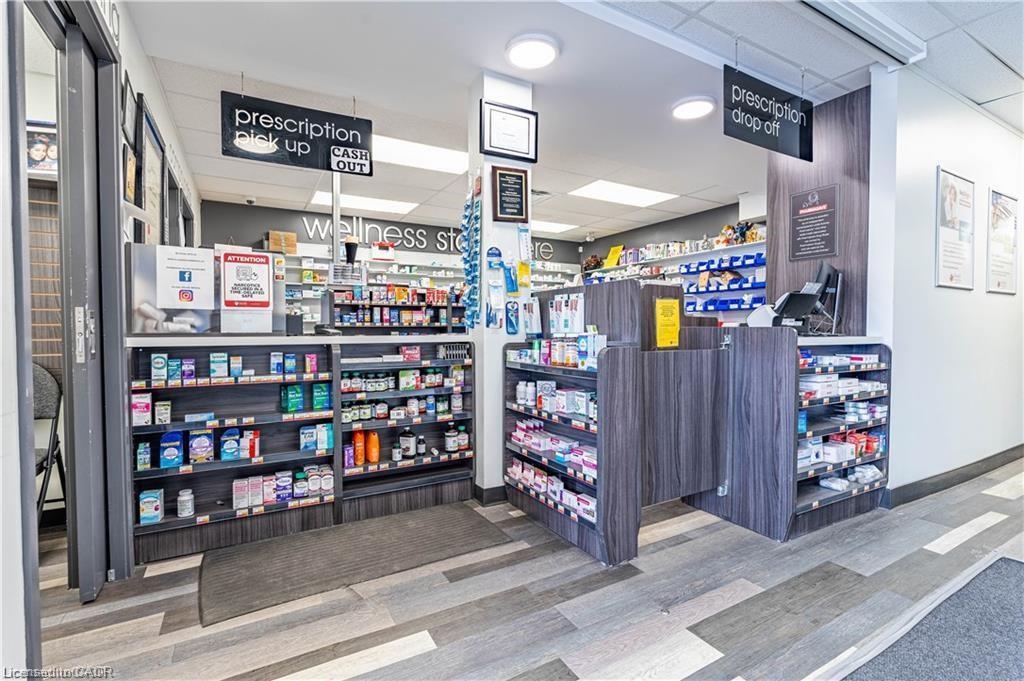 10 Main Street, Mississauga, ON