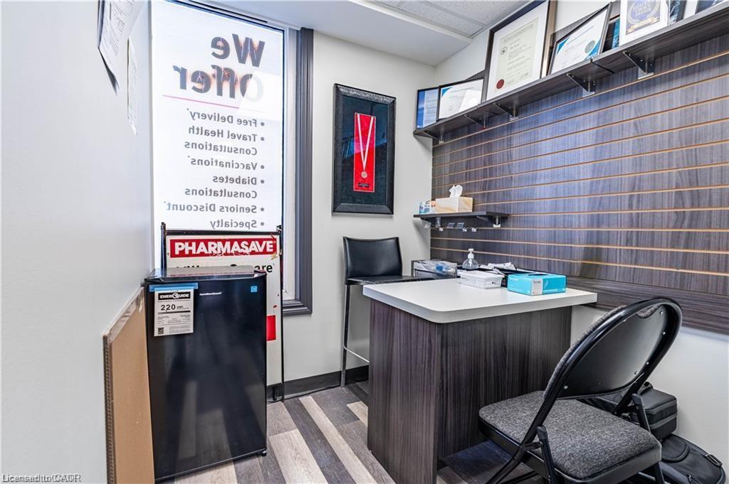 10 Main Street, Mississauga, ON