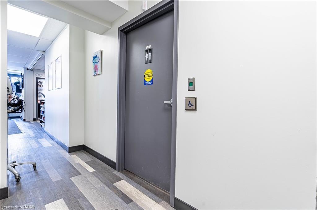 10 Main Street, Mississauga, ON