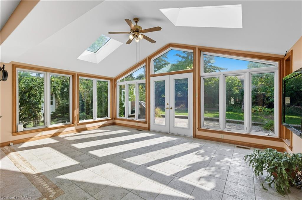 33 Goldfinch Road, Hamilton, ON - Indoor Photo Showing Other Room