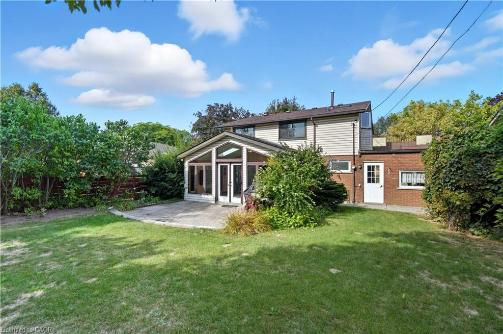 33 Goldfinch Road, Hamilton, ON - Outdoor