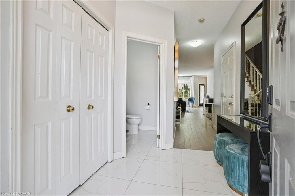 3-5200 Dorchester Road, Niagara Falls, ON - Indoor Photo Showing Other Room