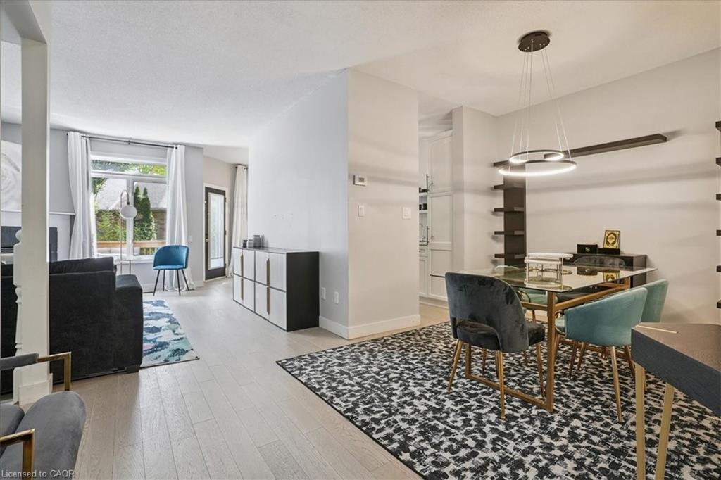 3-5200 Dorchester Road, Niagara Falls, ON - Indoor