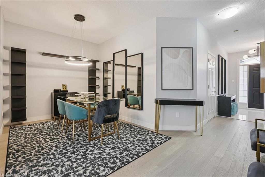 3-5200 Dorchester Road, Niagara Falls, ON - Indoor Photo Showing Other Room