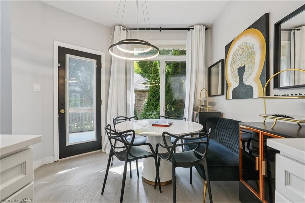 3-5200 Dorchester Road, Niagara Falls, ON - Indoor Photo Showing Dining Room