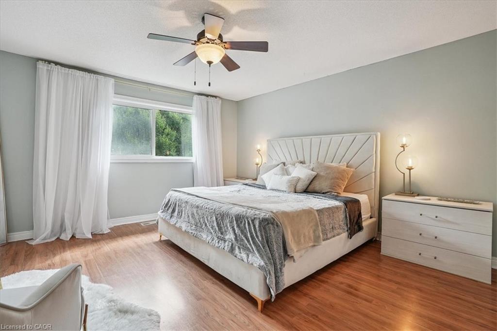 3-5200 Dorchester Road, Niagara Falls, ON - Indoor Photo Showing Bedroom