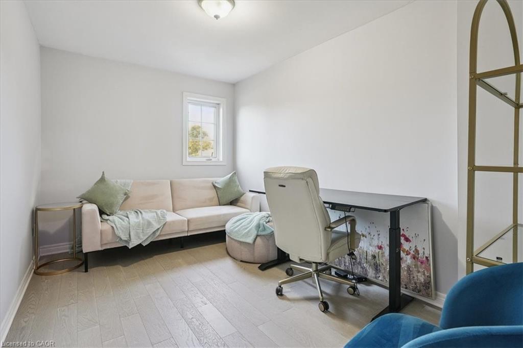 3-5200 Dorchester Road, Niagara Falls, ON - Indoor