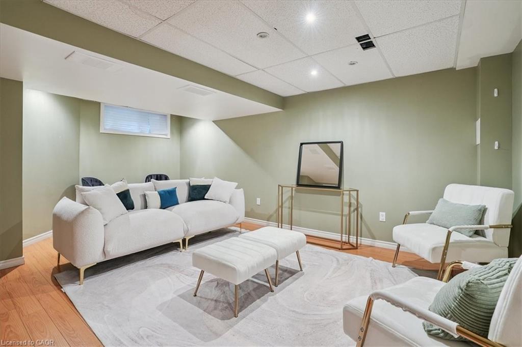 3-5200 Dorchester Road, Niagara Falls, ON - Indoor Photo Showing Other Room