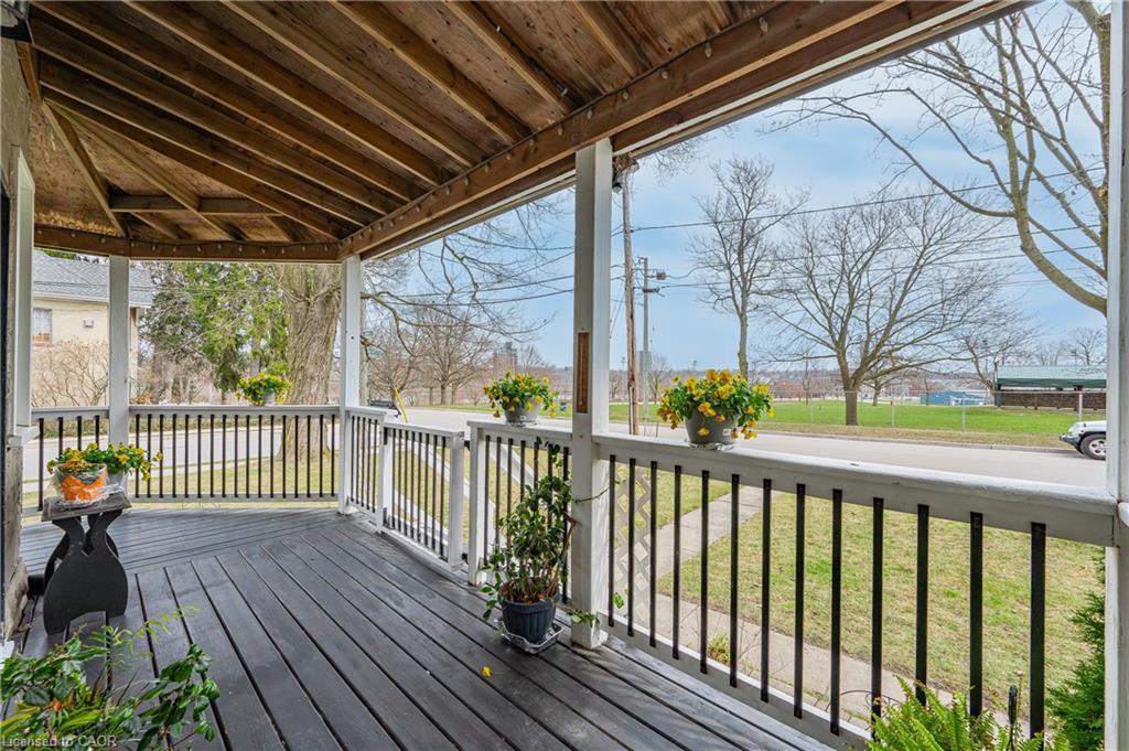 26 James Street, Cambridge, ON