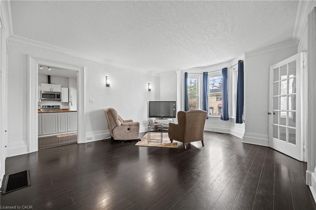 26 James Street, Cambridge, ON