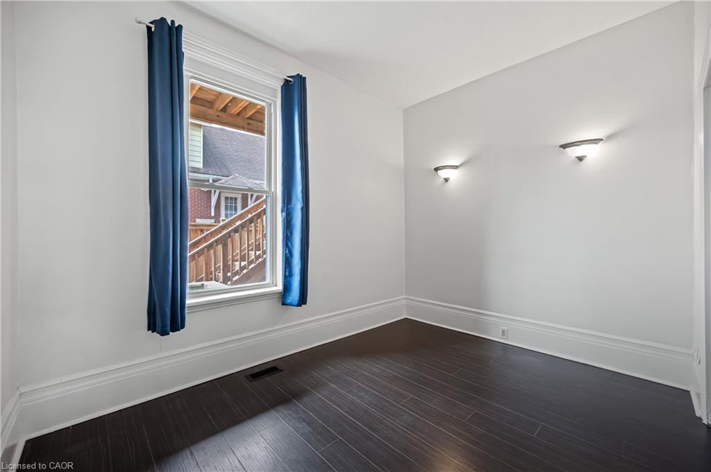 26 James Street, Cambridge, ON