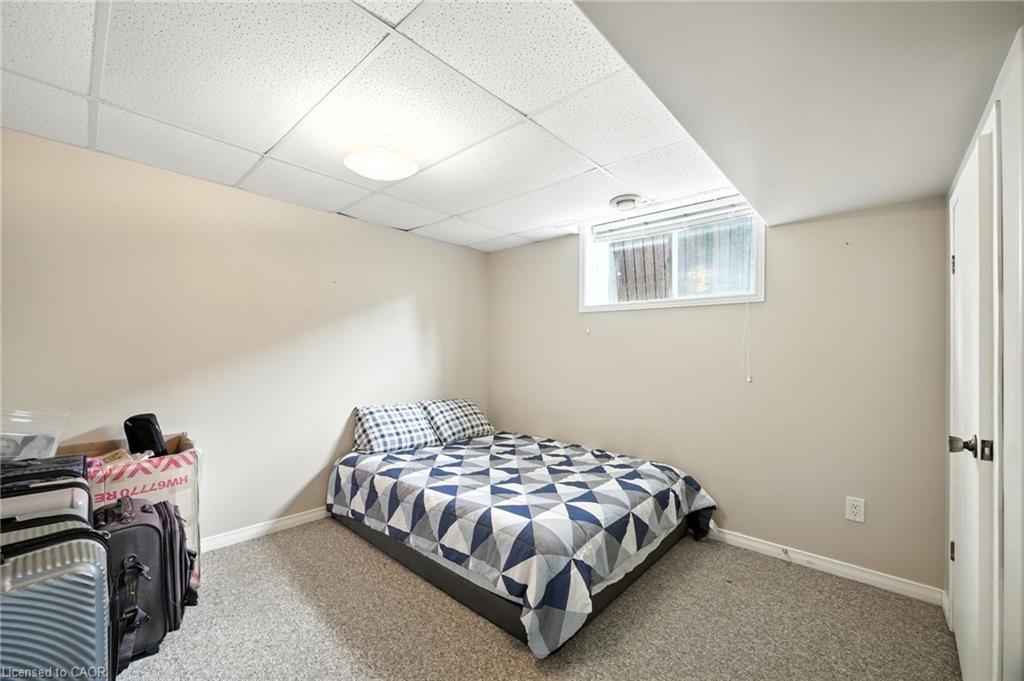 595479 Hwy 59, Woodstock, ON - Indoor Photo Showing Bedroom