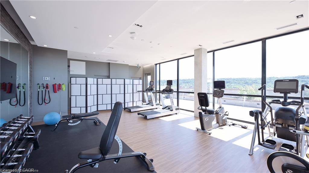 507-101 Locke Street S, Hamilton, ON - Indoor Photo Showing Gym Room