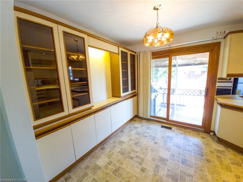 164 Laurier Avenue, Hamilton, ON - Indoor Photo Showing Other Room