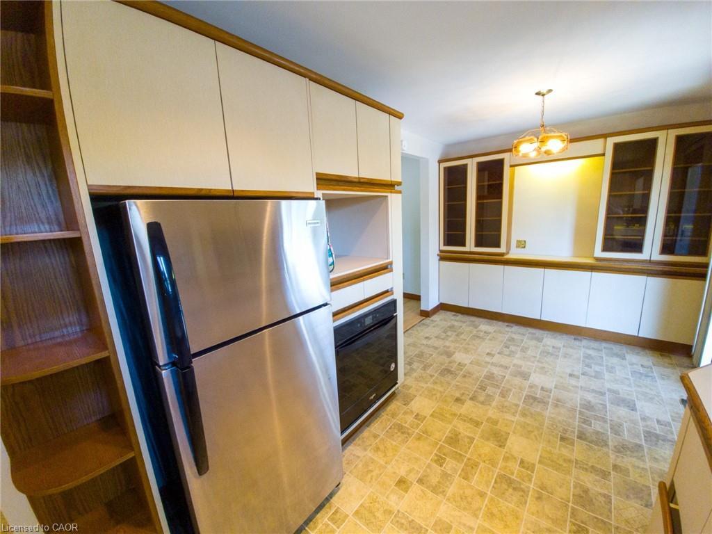 164 Laurier Avenue, Hamilton, ON - Indoor