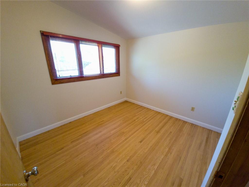 164 Laurier Avenue, Hamilton, ON - Indoor Photo Showing Other Room
