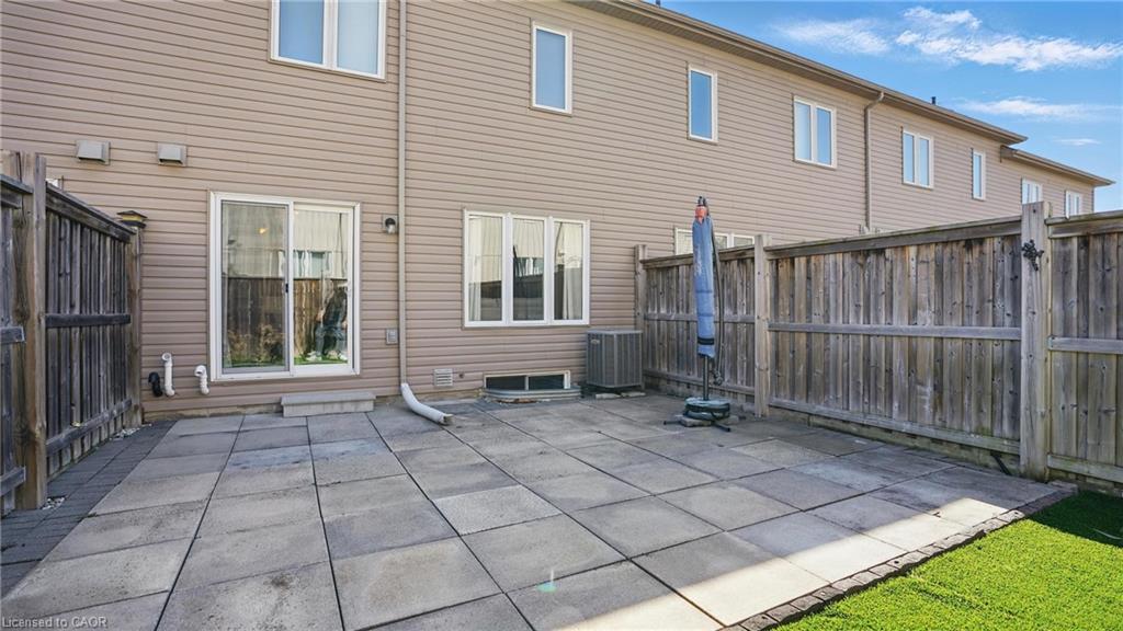 9 Lynch Crescent, Binbrook, ON - Outdoor With Exterior