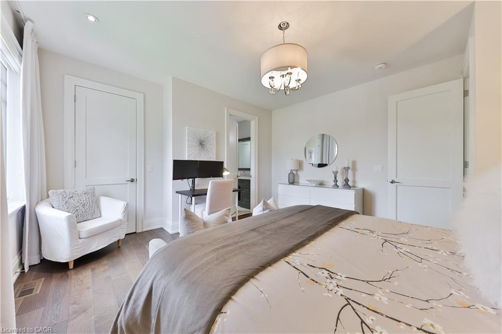 408 Saville Crescent, Oakville, ON - Indoor Photo Showing Bedroom