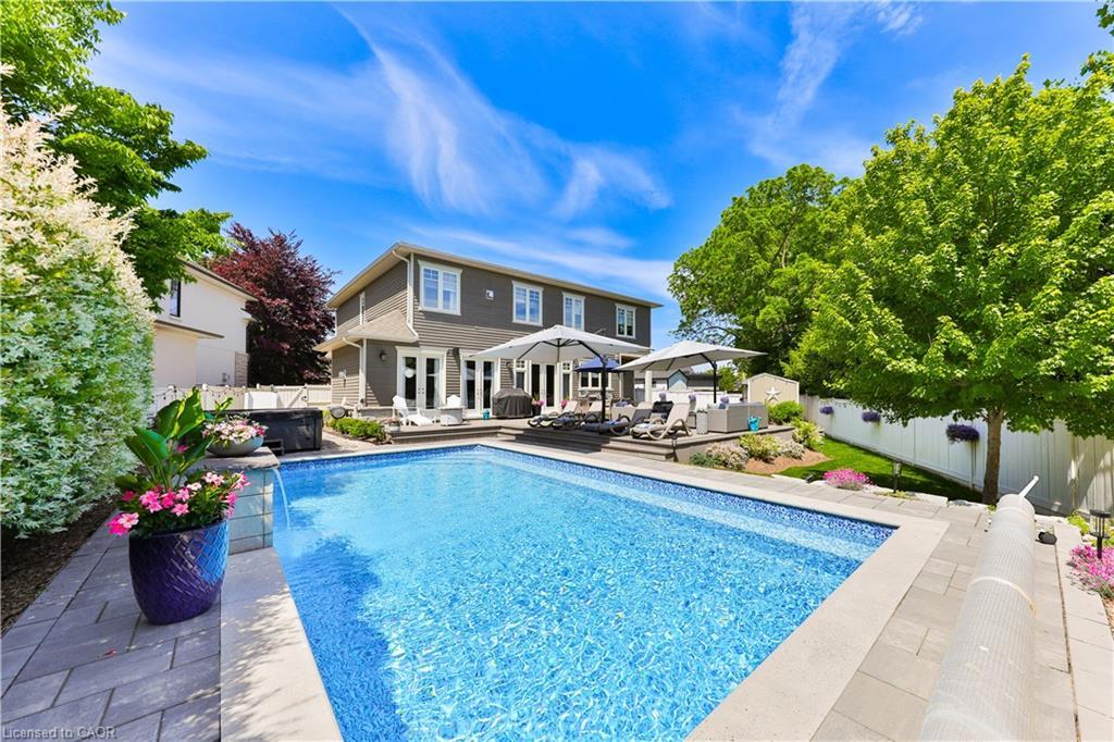 408 Saville Crescent, Oakville, ON - Outdoor With In Ground Pool With Backyard