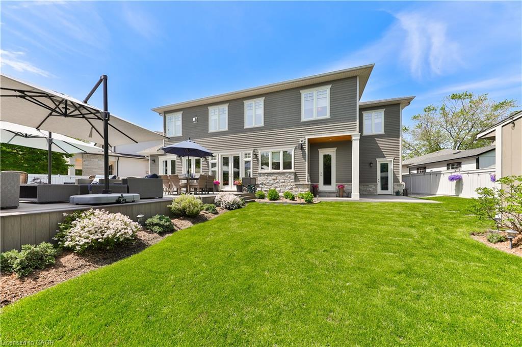 408 Saville Crescent, Oakville, ON - Outdoor With Deck Patio Veranda