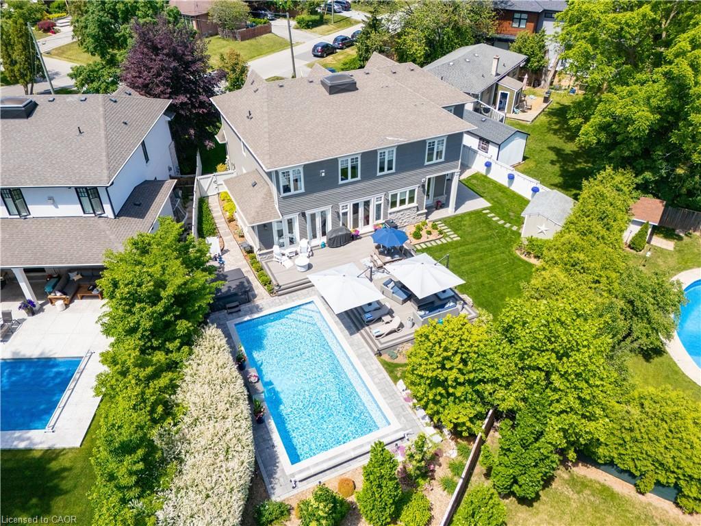 408 Saville Crescent, Oakville, ON - Outdoor With In Ground Pool