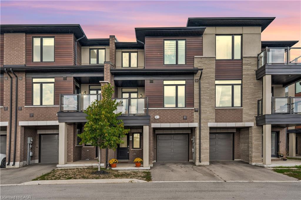 46-590 North Service Road, Hamilton, ON - Outdoor With Balcony With Facade