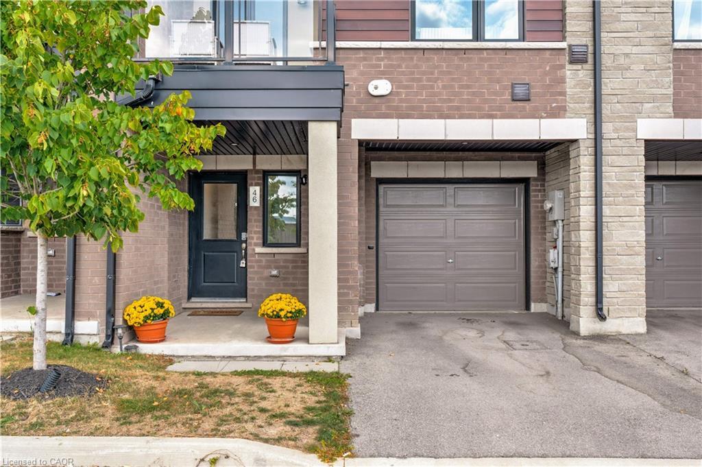 46-590 North Service Road, Hamilton, ON - Outdoor