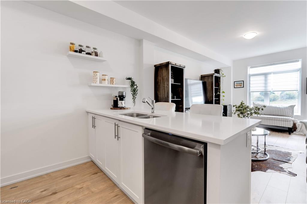 46-590 North Service Road, Hamilton, ON - Indoor Photo Showing Kitchen With Double Sink