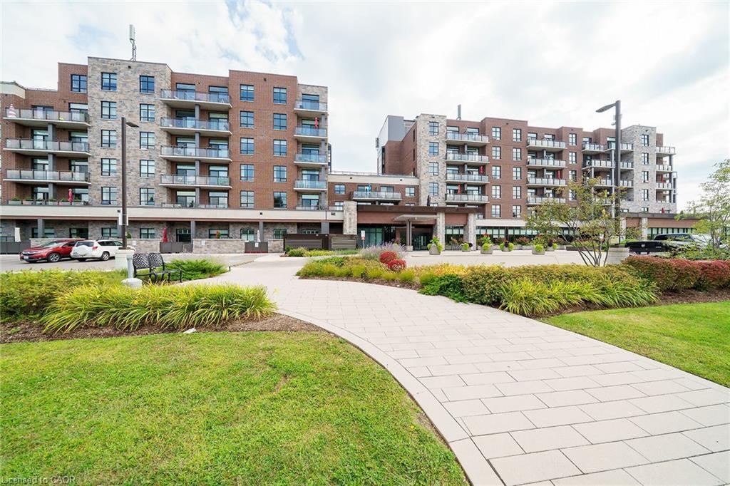 206-3290 New Street, Burlington, ON - Outdoor With Facade