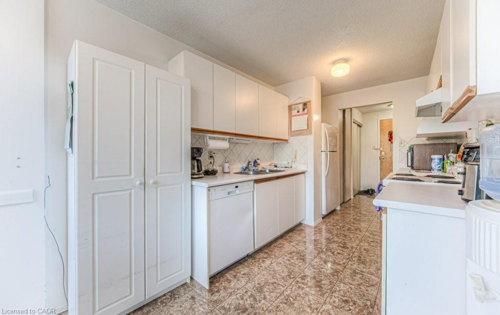 207-55 Blue Springs Drive, Waterloo, ON - Indoor