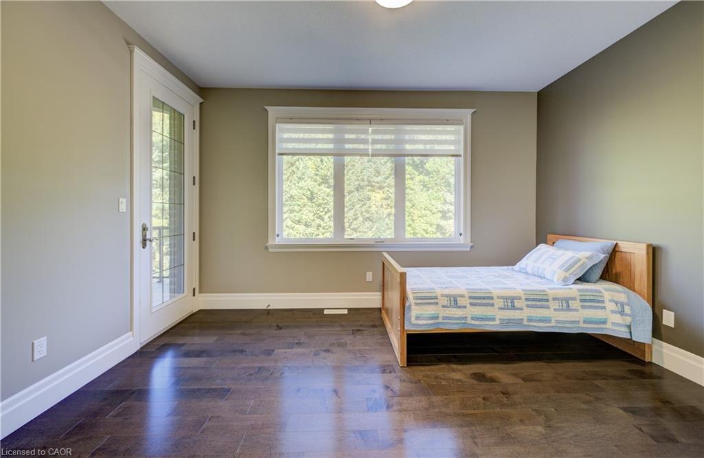 705 Meadowsweet Avenue, Waterloo, ON - Indoor Photo Showing Bedroom
