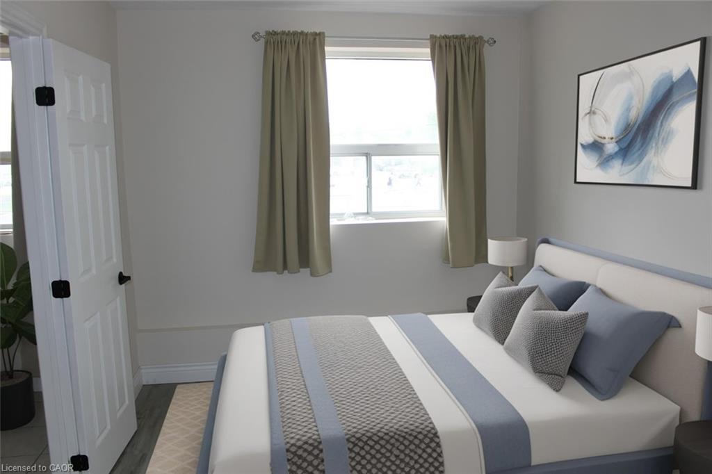 204-851 Queenston Road, Hamilton, ON - Indoor Photo Showing Bedroom