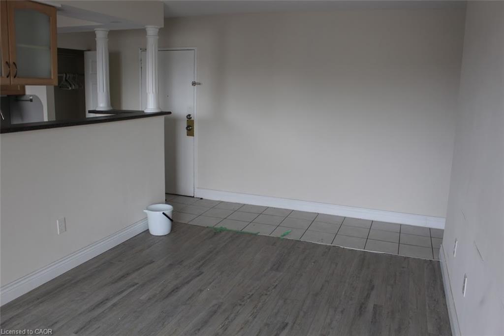 204-851 Queenston Road, Hamilton, ON - Indoor