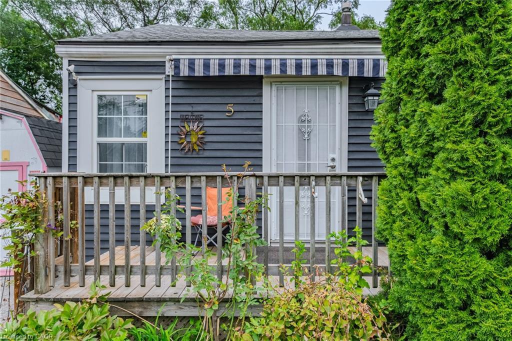 5 Dalhousie Avenue, Hamilton, ON - Outdoor