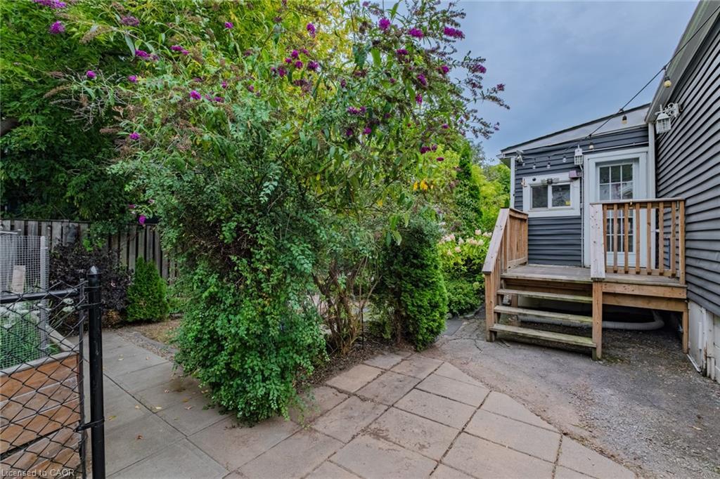 5 Dalhousie Avenue, Hamilton, ON - Outdoor