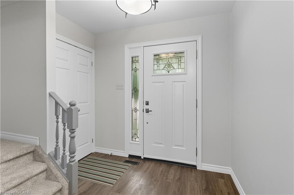 56 Muscot Drive, Hamilton, ON - Indoor Photo Showing Other Room