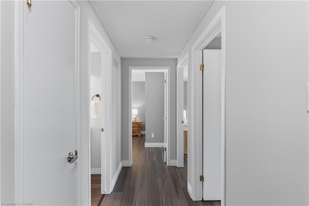 56 Muscot Drive, Hamilton, ON - Indoor Photo Showing Other Room