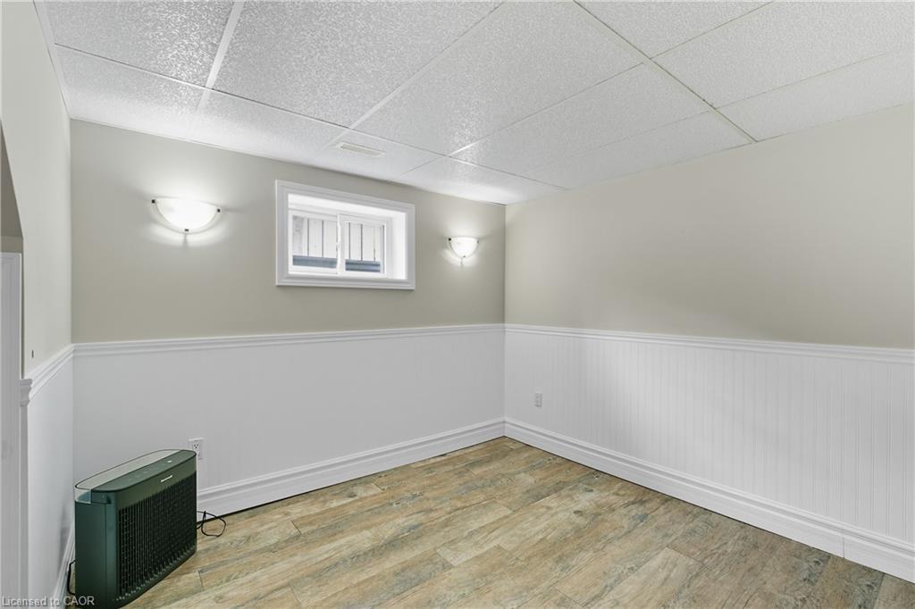 201 East 28Th Street, Hamilton, ON - Indoor Photo Showing Other Room