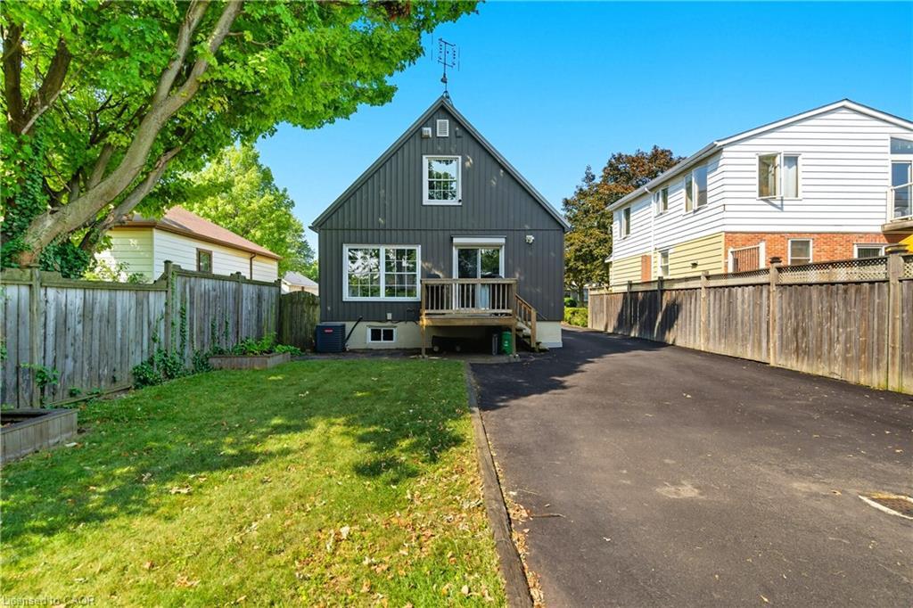 201 East 28Th Street, Hamilton, ON - Outdoor