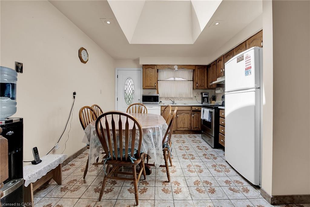 45 Juniper Drive, Stoney Creek, ON - Indoor