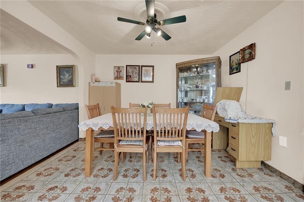 45 Juniper Drive, Stoney Creek, ON - Indoor Photo Showing Dining Room