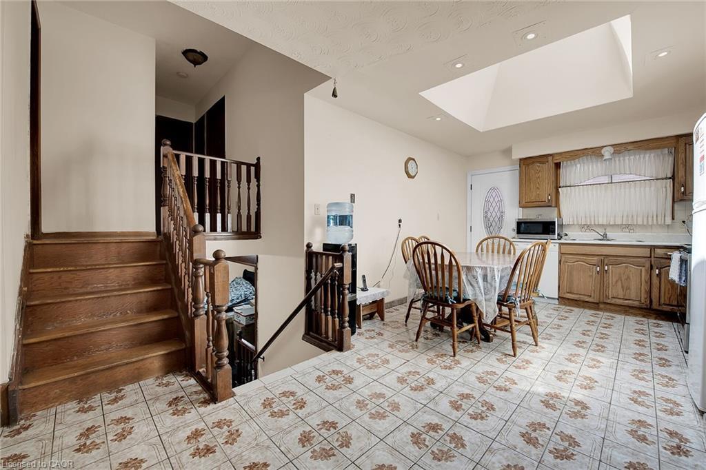45 Juniper Drive, Stoney Creek, ON - Indoor Photo Showing Dining Room