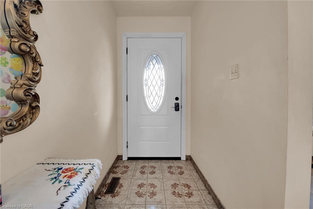 45 Juniper Drive, Stoney Creek, ON - Indoor Photo Showing Other Room