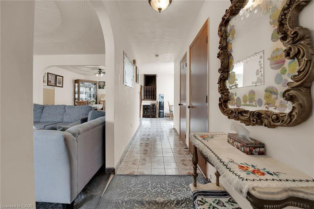 45 Juniper Drive, Stoney Creek, ON - Indoor Photo Showing Other Room